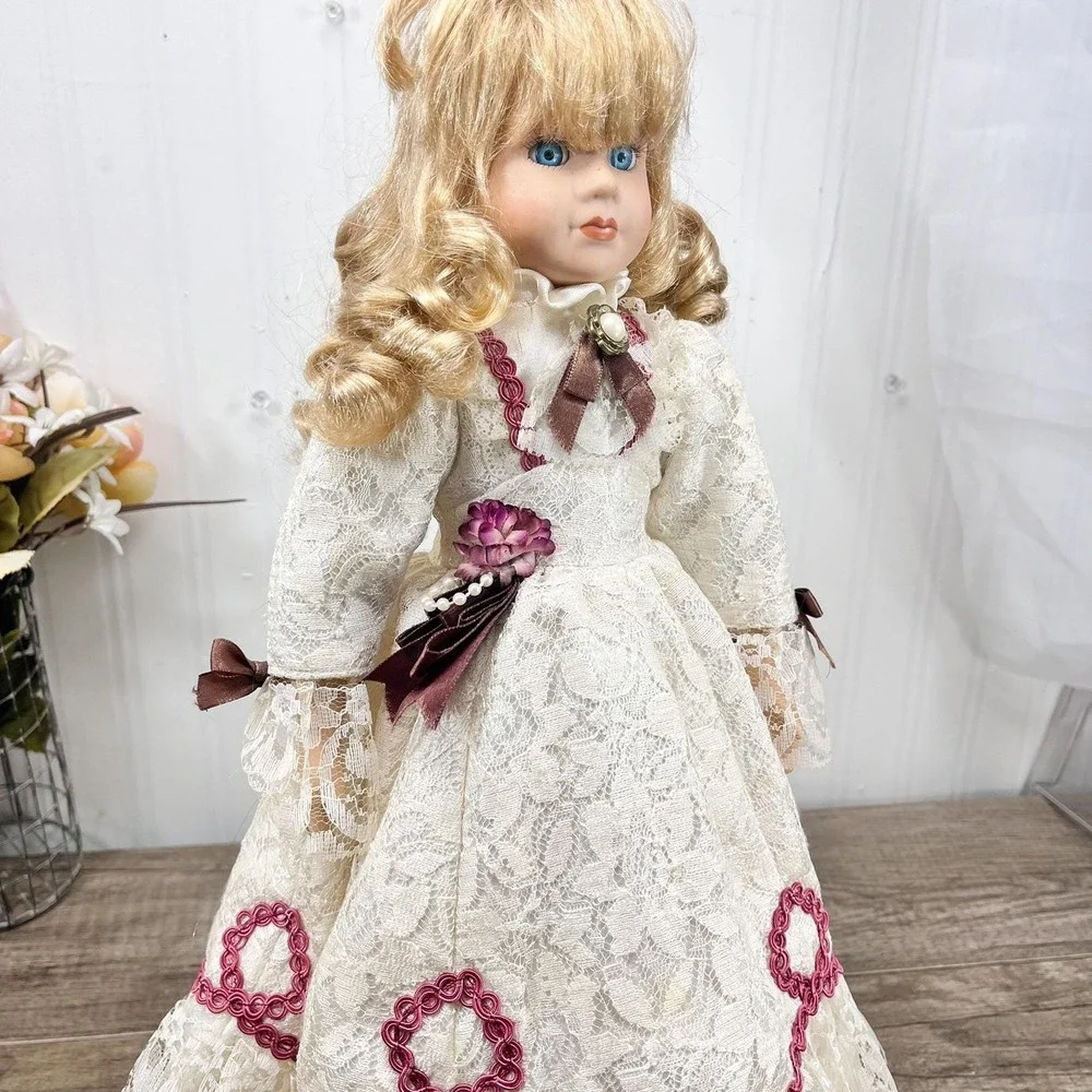 Vintage Porcelain‎ Doll, Painted Face Collectible Doll in Lace Dress